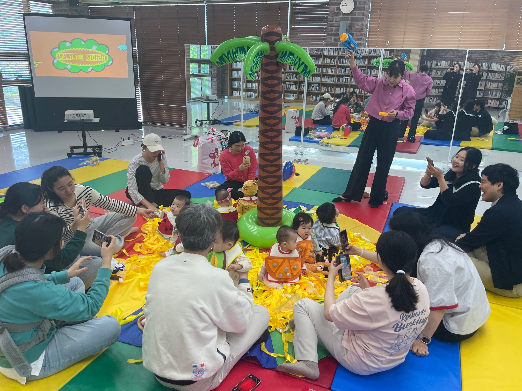 연수구 송도건강생활지원센터는 영유아의 건강한 성장과 정서 발달, 부모와의 유대감 강화를 위해 운영한 프로그램들을 성공적으로 마무리했다